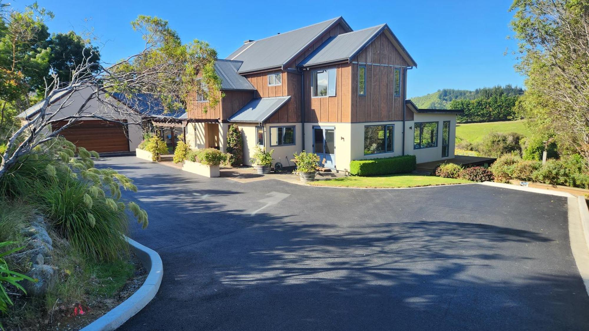 Boutique Art Retreat Hotel Upper Hutt Exterior foto